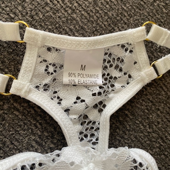 BN, no tags Lacey White Lingerie Set - Picture 6 of 12